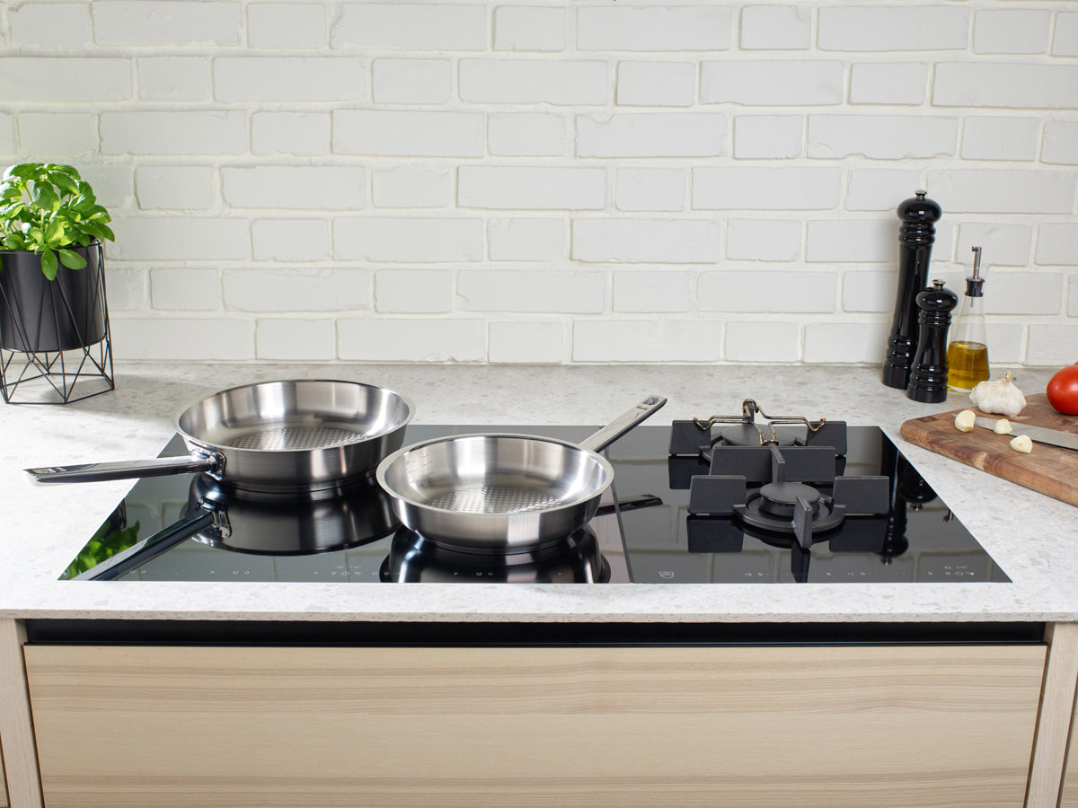 null;59e611f77fbfcf1c388aa2b911e40d4e;SI_1113832,SI_1113833