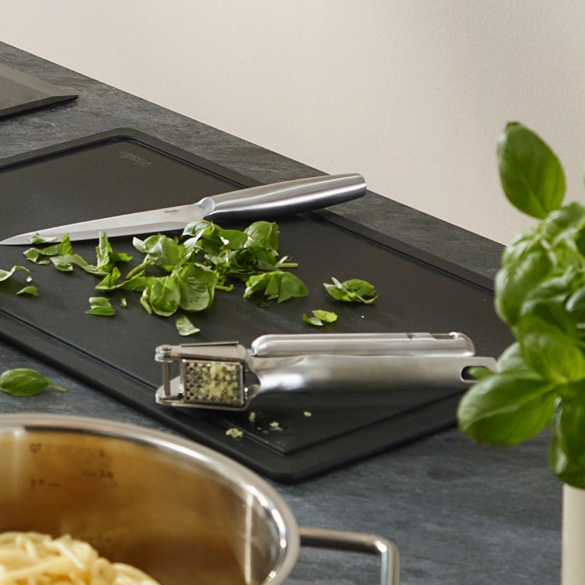 Fissler Essential® Garlic Press | Fissler